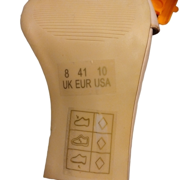 Boohoo Champagne ankle strap block heels US 10 - Picture 5 of 6